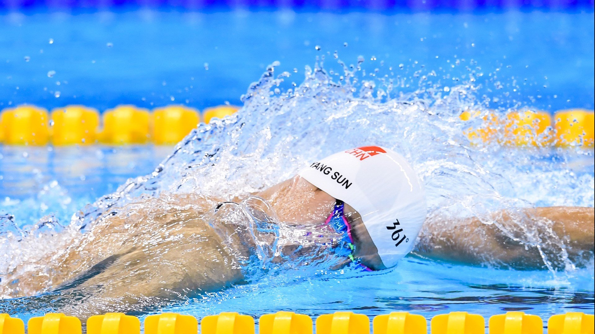 女篮姑娘用团结创造奇迹,女篮姑娘团结时刻